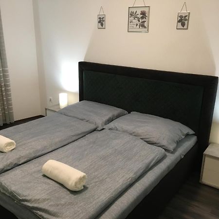 Queen Apartman Ντέμπρετσεν Εξωτερικό φωτογραφία