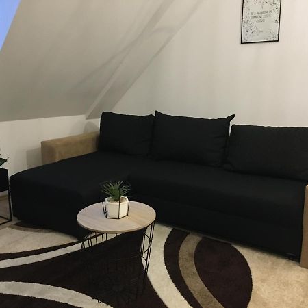 Queen Apartman Ντέμπρετσεν Εξωτερικό φωτογραφία