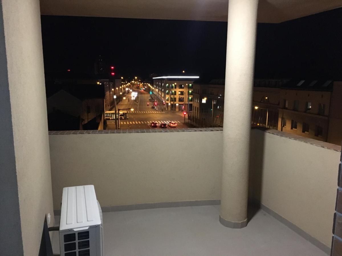 Queen Apartman Ντέμπρετσεν Εξωτερικό φωτογραφία