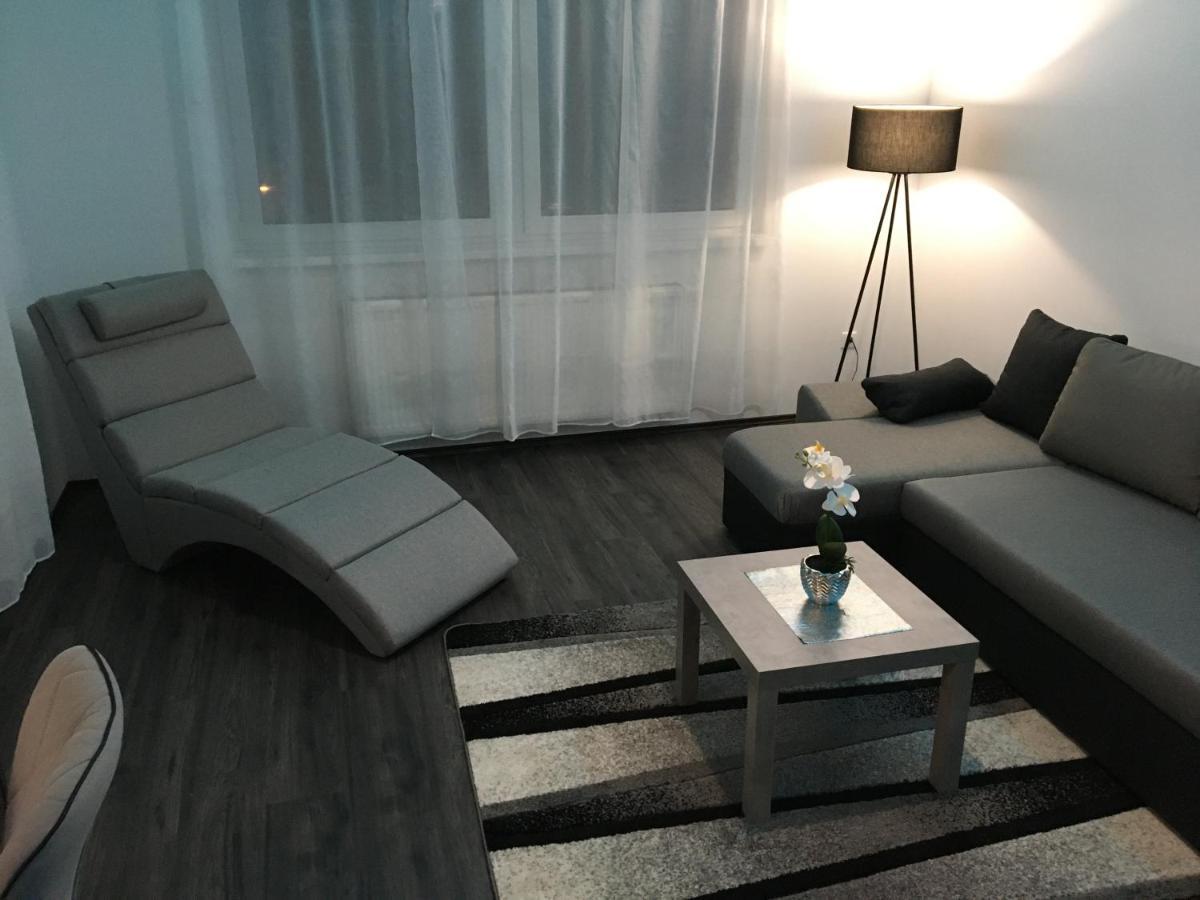 Queen Apartman Ντέμπρετσεν Εξωτερικό φωτογραφία