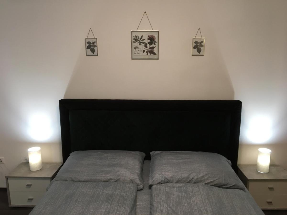 Queen Apartman Ντέμπρετσεν Εξωτερικό φωτογραφία