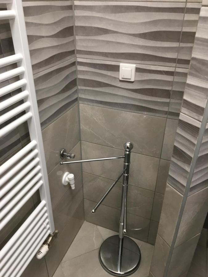 Queen Apartman Ντέμπρετσεν Εξωτερικό φωτογραφία