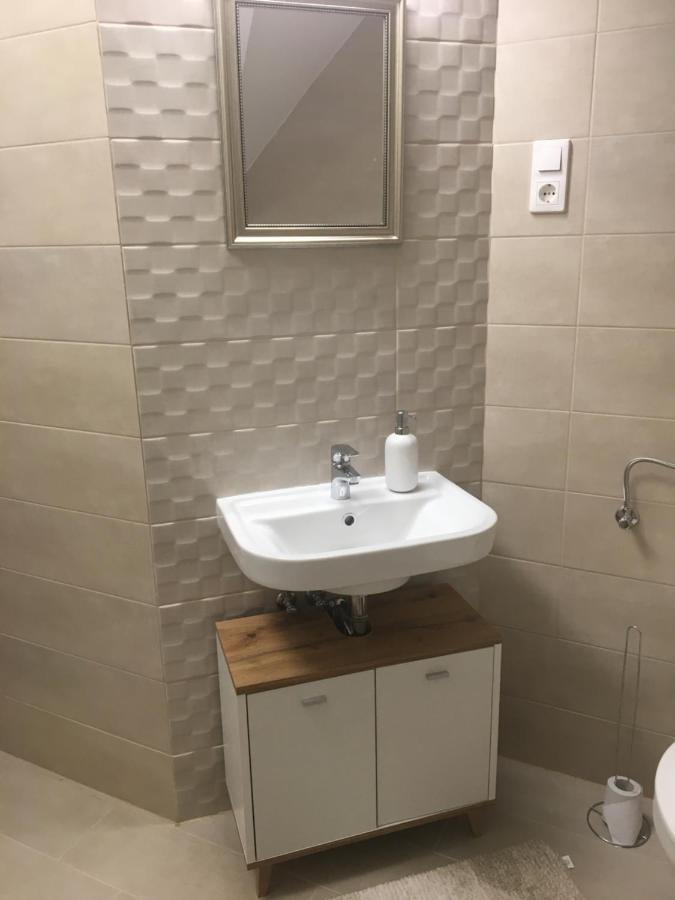 Queen Apartman Ντέμπρετσεν Εξωτερικό φωτογραφία